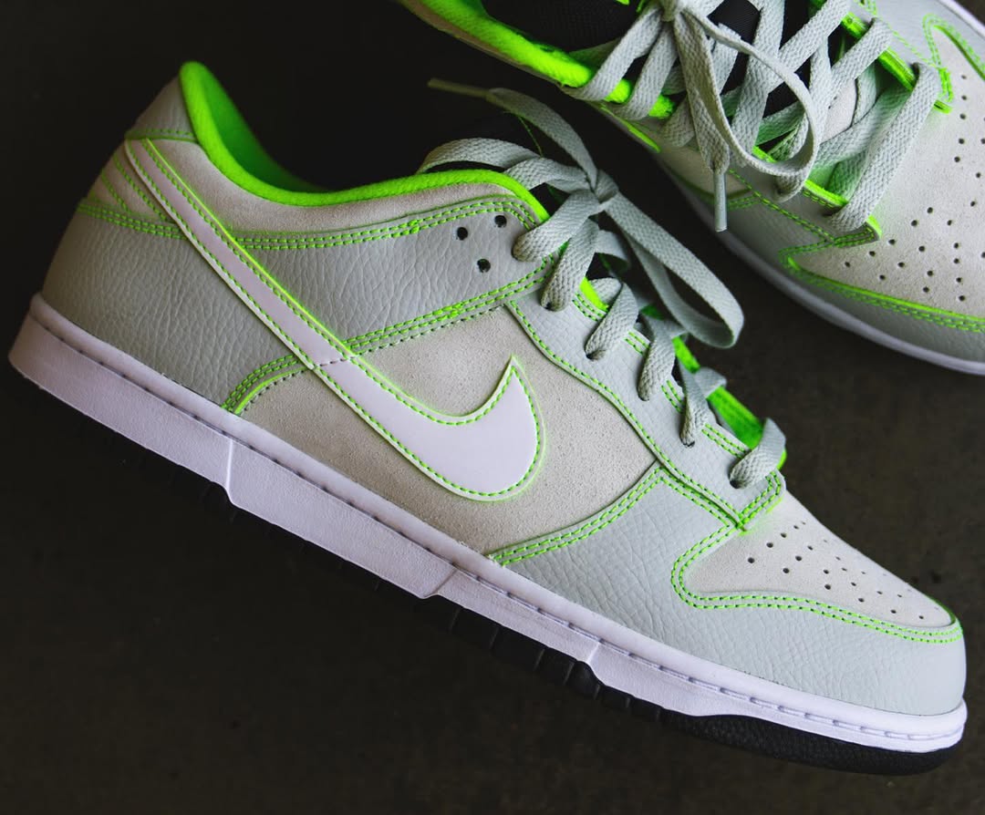 Fresh For Spring: Oregon Dunk Lows in High Demand